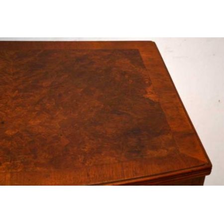 Kleine Antike Kommode  mit 4 schubladen 