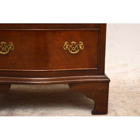 Antike kleine Kommode aus Mahagoni