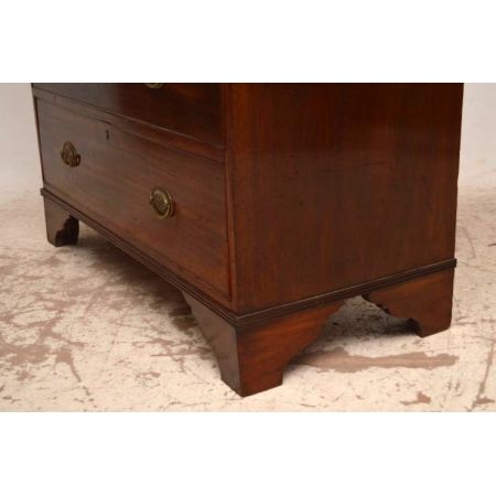 Antike Kommode georgianischer Stil