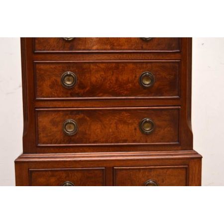 Antikes Chest on chest Wurzelnussholz