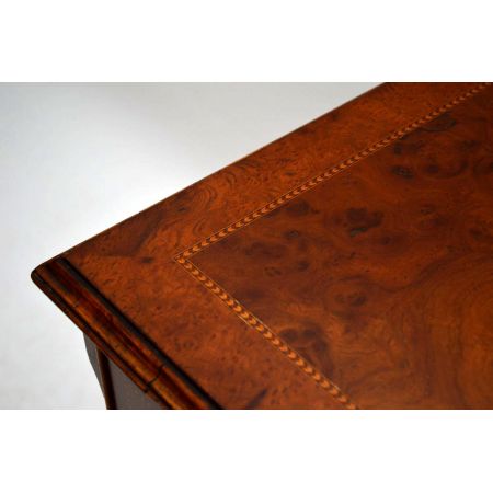 Schubladenkommode aus Nussbaum Antike Kommode Holz Kommode