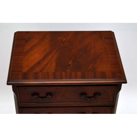 Schmale antike Kommode Mahagoni