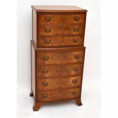 Georgianische Burr Walnut Kommode antik