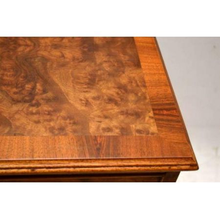 Nussbaum Kommode sehr schön erhalten 