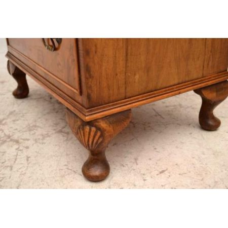 Nussbaum Kommode sehr schön erhalten 