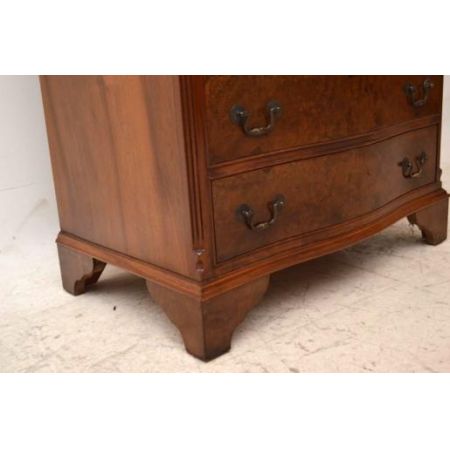 Nussbaum Kommode  handpoliert gut erhalten 