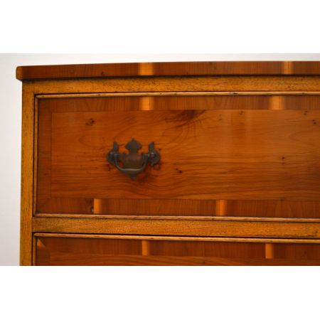 Georgian Style Kommode