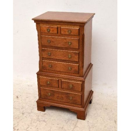 Chest on Chest Kommode ungewöhnlich in den abmessungen gut erhalten rawers