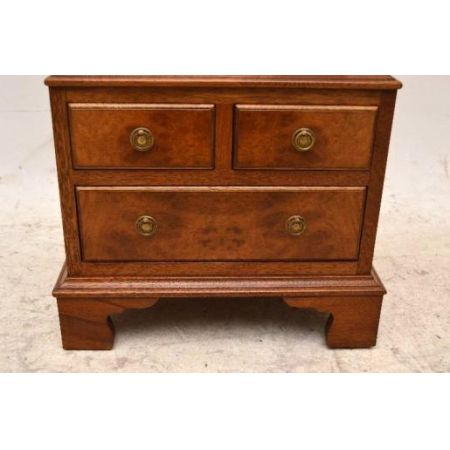 Chest on Chest Kommode ungewöhnlich in den abmessungen gut erhalten rawers