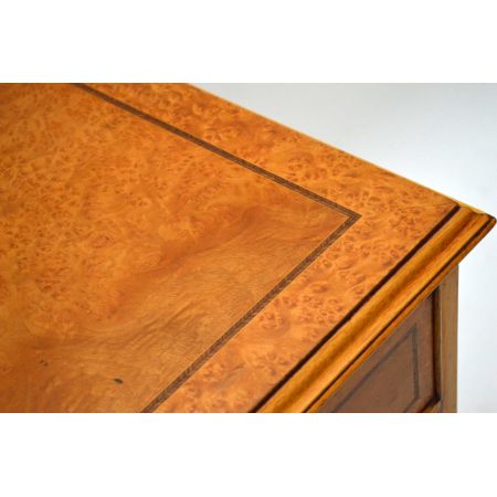 Georgian Ahorn Kommode antik