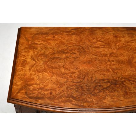 Kleine antike Burr Walnuss Bow Fronted Kommode