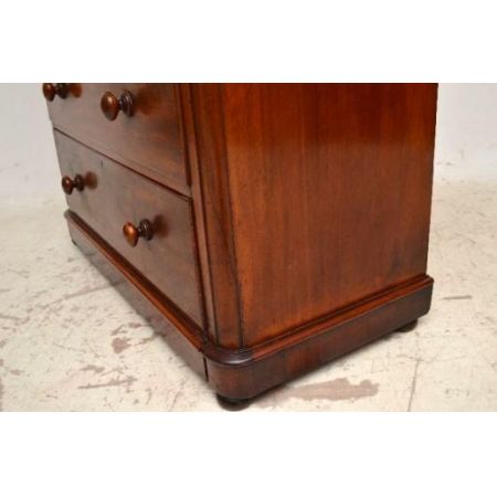 Mahagoni Kommode klassisch aus der viktorianischen Zeit 