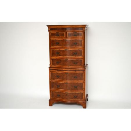 Große antike Burr Nussbaum Kommode