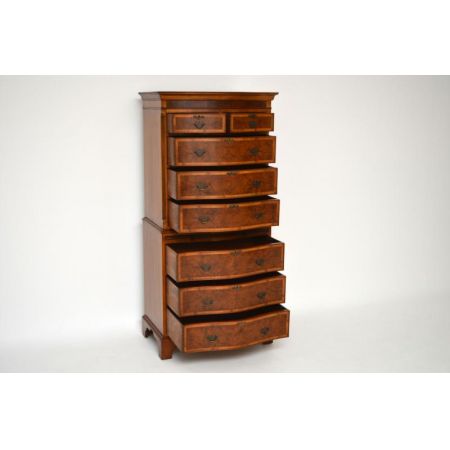 Große antike Burr Nussbaum Kommode