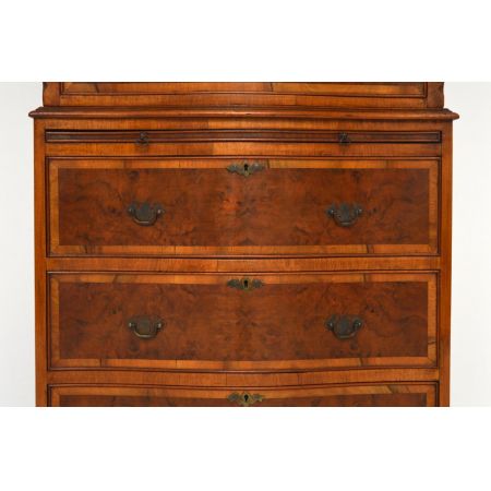 Große antike Burr Nussbaum Kommode