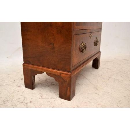  kleines Nussbaum  Bachelor's Chest of Drawers  Kommode 