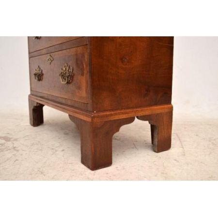  kleines Nussbaum  Bachelor's Chest of Drawers  Kommode 