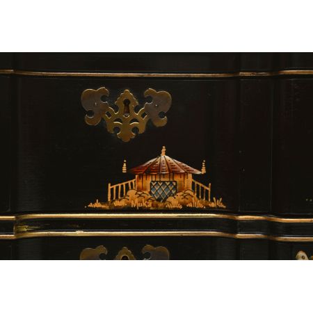 Schöne alte Kommode "Chinese Paint"