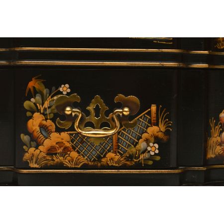 Schöne alte Kommode "Chinese Paint"