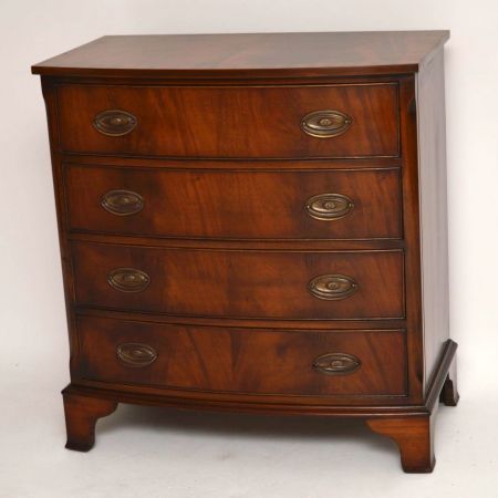 Antike Mahagoni Kommode "King George"