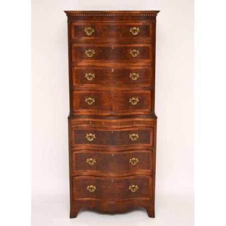 Antike Nussbaum serpentinenförmige Kommode-Tallboy