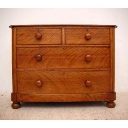  Victorianisches  Chest Kommode aus dem besonderem Satin Birch Holz 