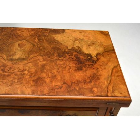 Antike Burr Walnut Bachelors Chest of Drawers