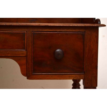 Antiker vielseitiger Schreibtisch aus Mahagoni