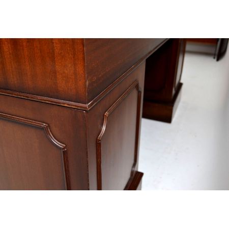 Imposanter antiker Schreibtisch Mahagoni