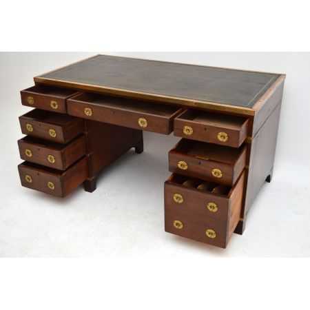 Antiker Campaign Schreibtisch