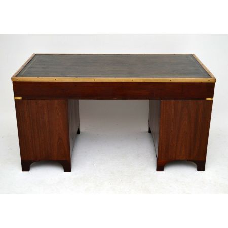 Antiker Campaign Schreibtisch