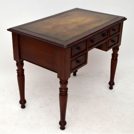 Antik Writing Table Desk