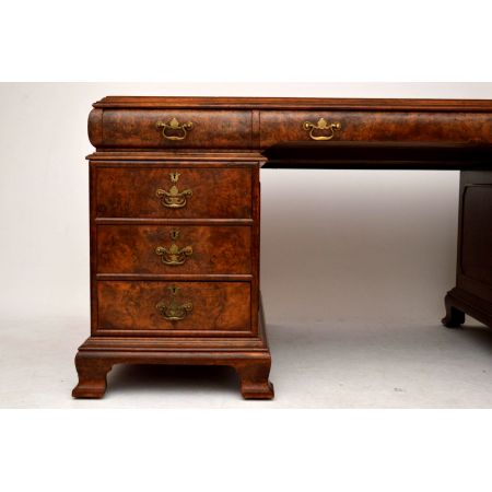 Antiker beeindruckender Partners Desk Schreibtsich