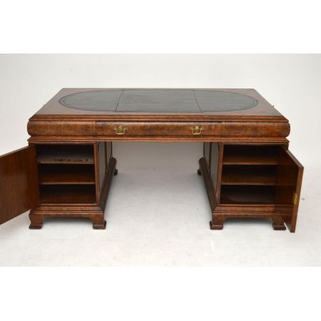 Antiker beeindruckender Partners Desk Schreibtsich