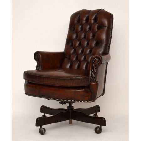 Antiker tiefknöpfter Leder Swivel Schreibtischstuhl