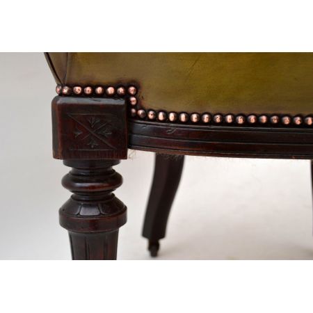 Antiker William IV Mahagoni Ledersessel