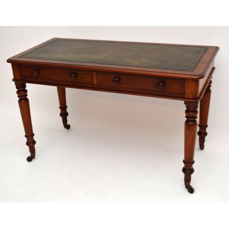 Antiker Viktorianischer Schreibtisch
