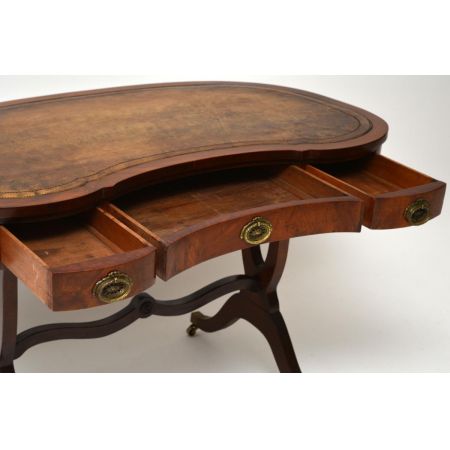 Antiker nierenförmiger Edwardian Schreibtisch