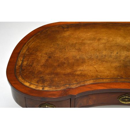 Antiker nierenförmiger Edwardian Schreibtisch