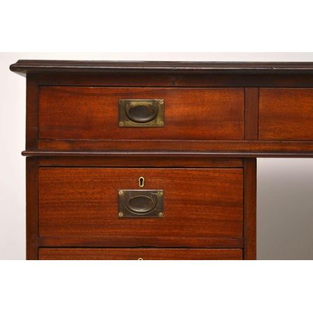 Antiker Mahagoni Leder Top Campaign Schreibtisch