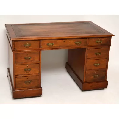 Antiker Victorian Nussbaum Leder Schreibtisch