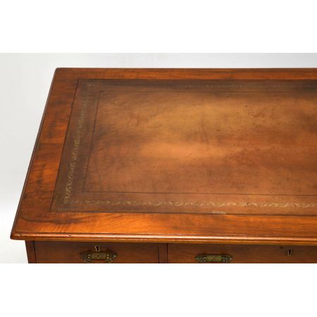 Antiker Victorian Nussbaum Leder Schreibtisch