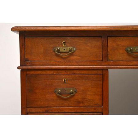 Antiker Victorian Nussbaum Leder Schreibtisch