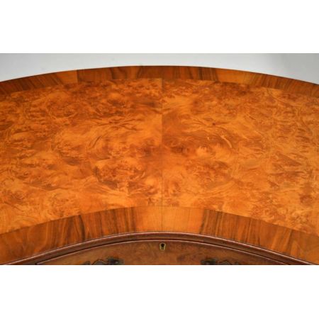 Antiker Burr Nussbaum Kidney Schreibtisch /Frisierkommode