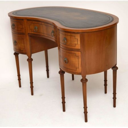 Antiker eleganter Edwardian Intarsien Mahagoni Kidney Schreibtisch