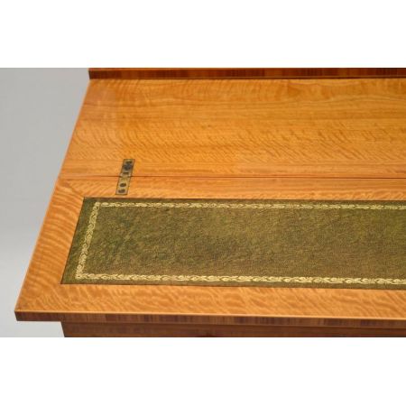 Antiker Satinholz Schreibtisch