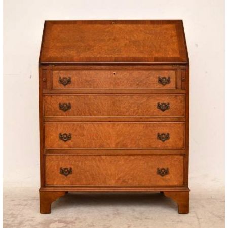 Nussbaum sekretär Bureau  mit grüner schreibplatte 