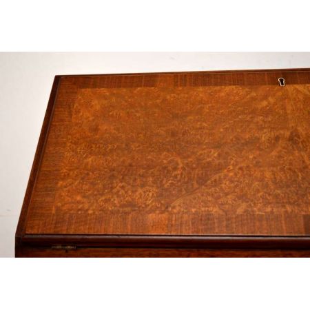 Nussbaum sekretär Bureau  mit grüner schreibplatte 