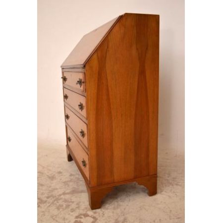 Nussbaum sekretär Bureau  mit grüner schreibplatte 