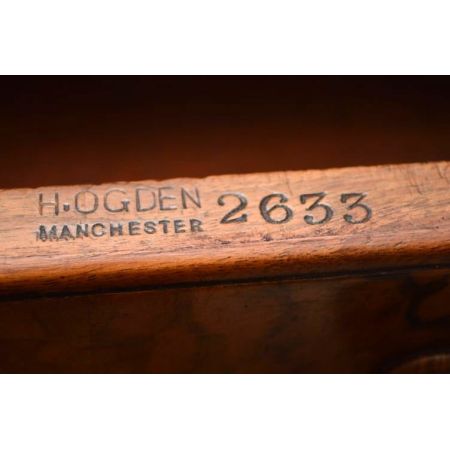 Antike Nachtschränkchen H.Ogden Manchester